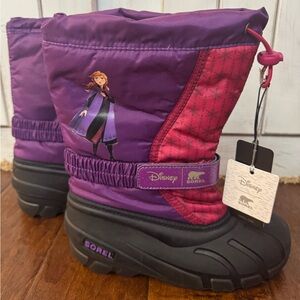 NWT Girls Sorel winter boots size 4